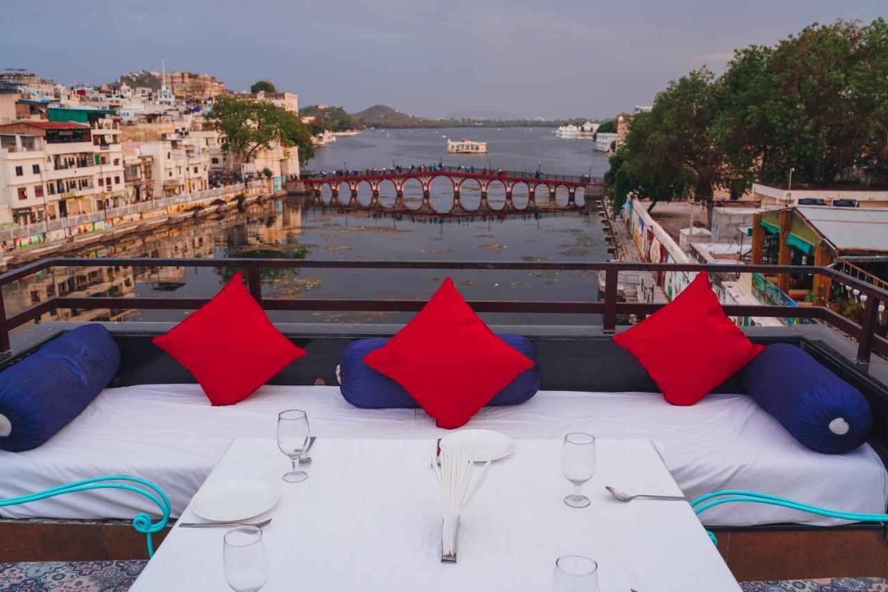 Hide-In Udaipur - A Lake View Boutique Hotel Eksteriør billede