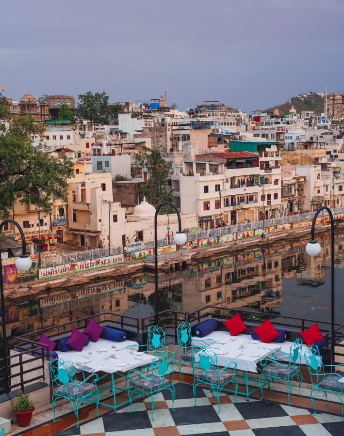 Hide-In Udaipur - A Lake View Boutique Hotel Eksteriør billede