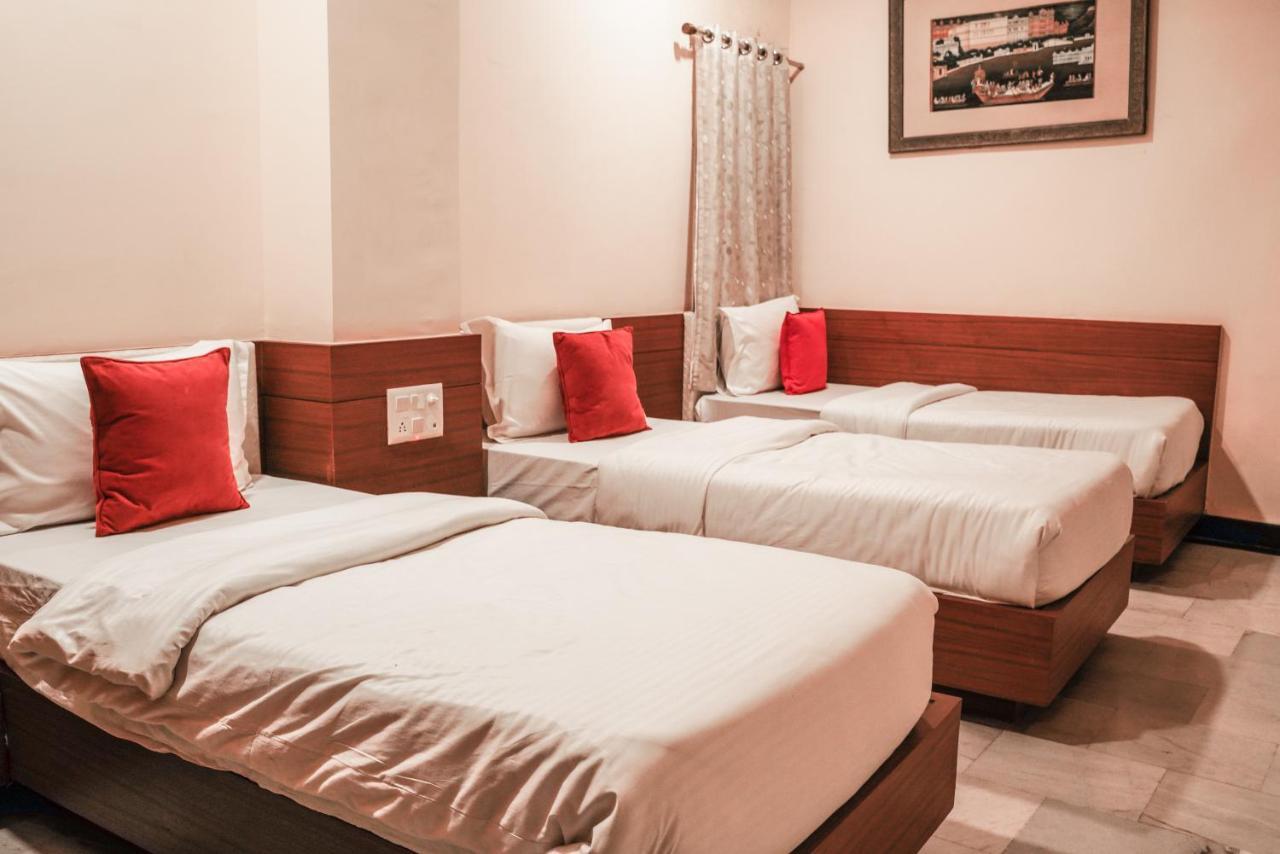 Hide-In Udaipur - A Lake View Boutique Hotel Eksteriør billede
