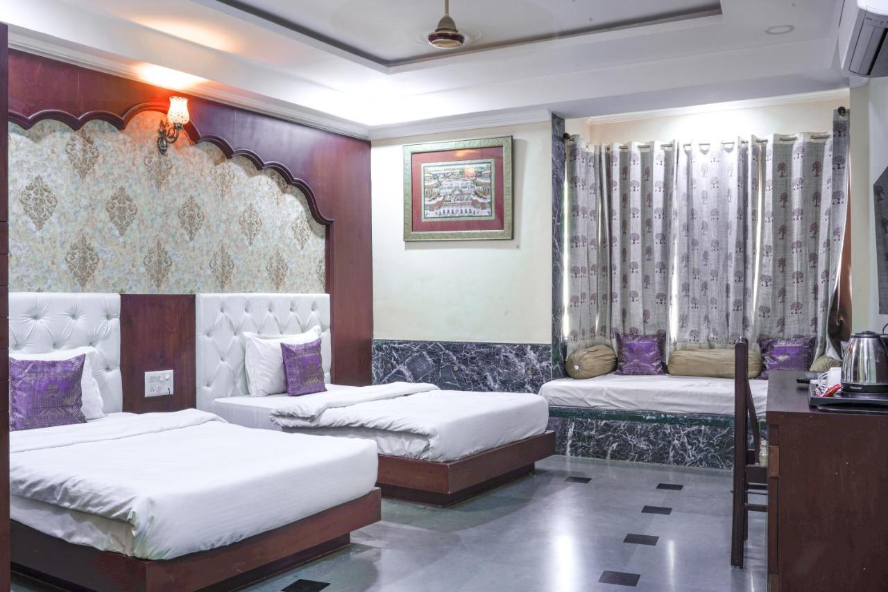 Hide-In Udaipur - A Lake View Boutique Hotel Eksteriør billede