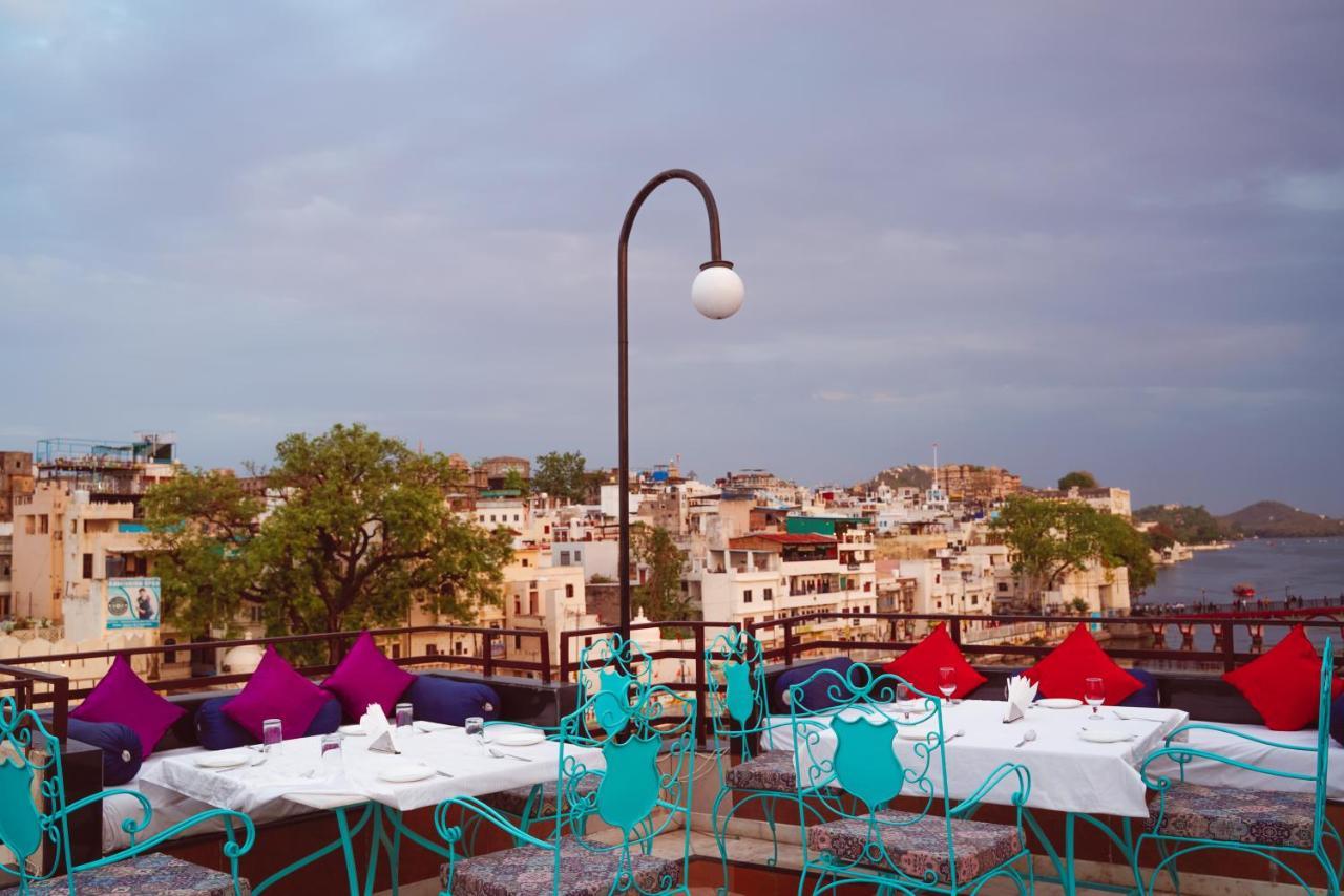 Hide-In Udaipur - A Lake View Boutique Hotel Eksteriør billede